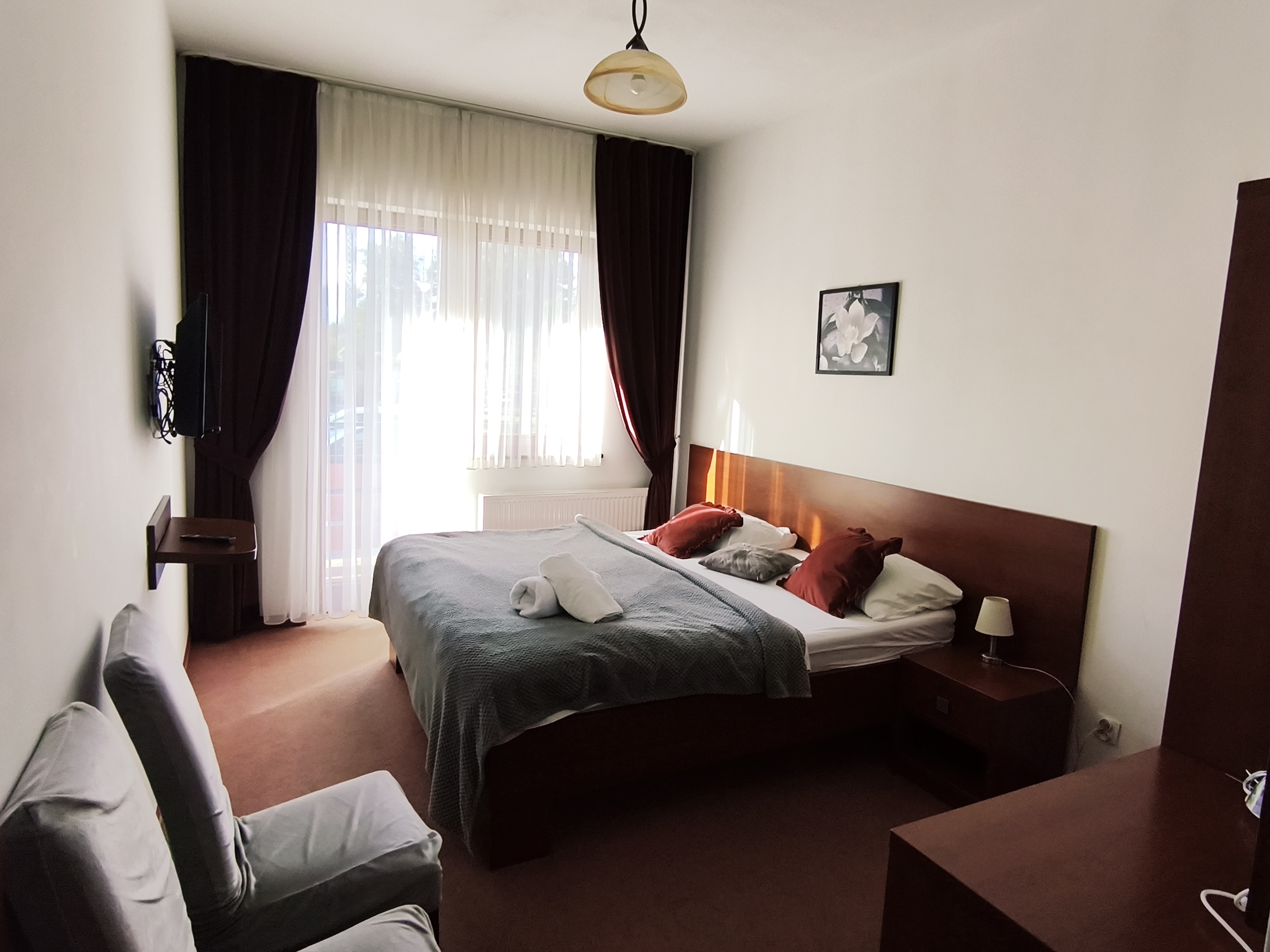 Pokój dwuosobowy z balkonem