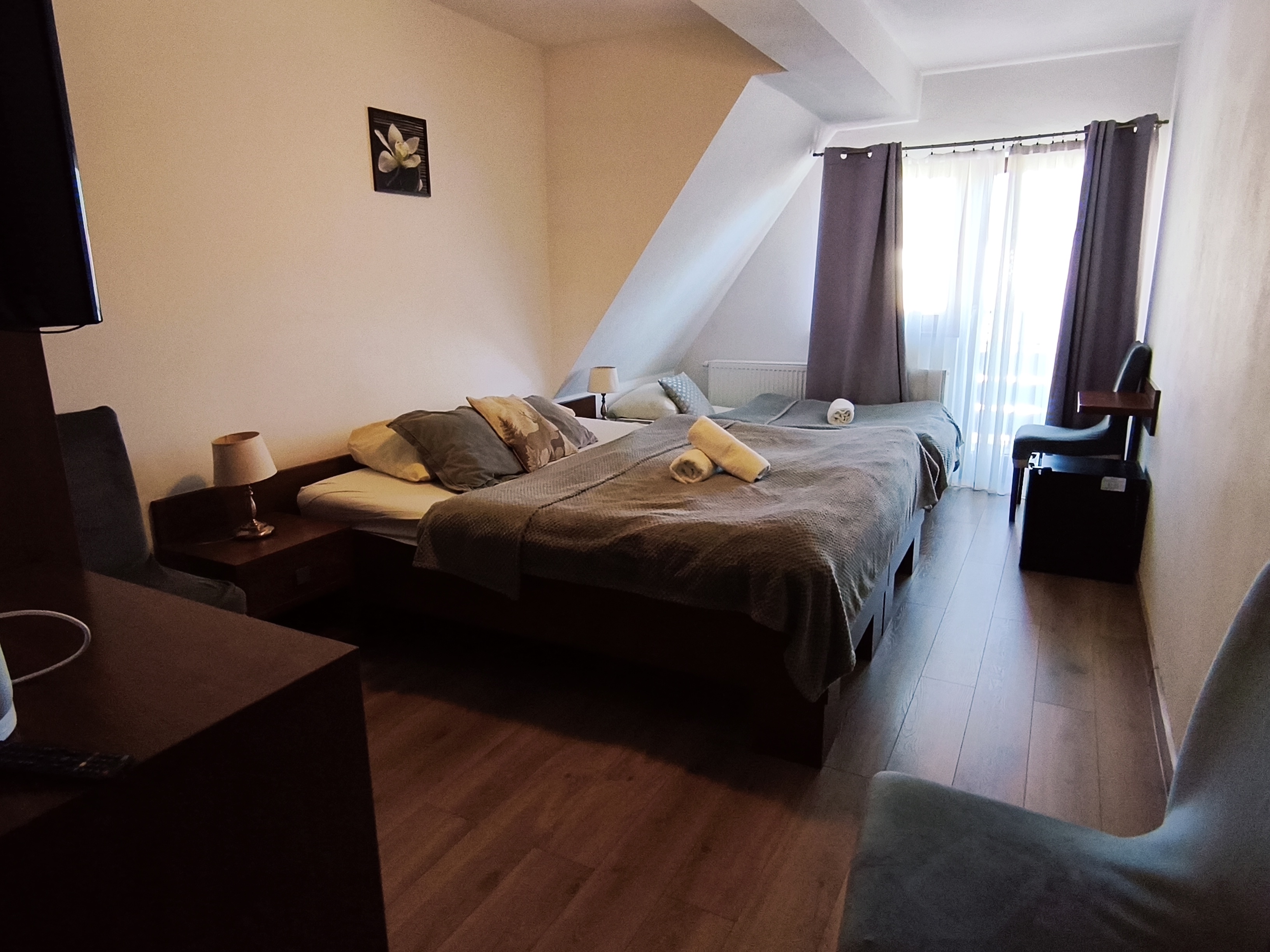Pokój trzyosobowy z balkonem